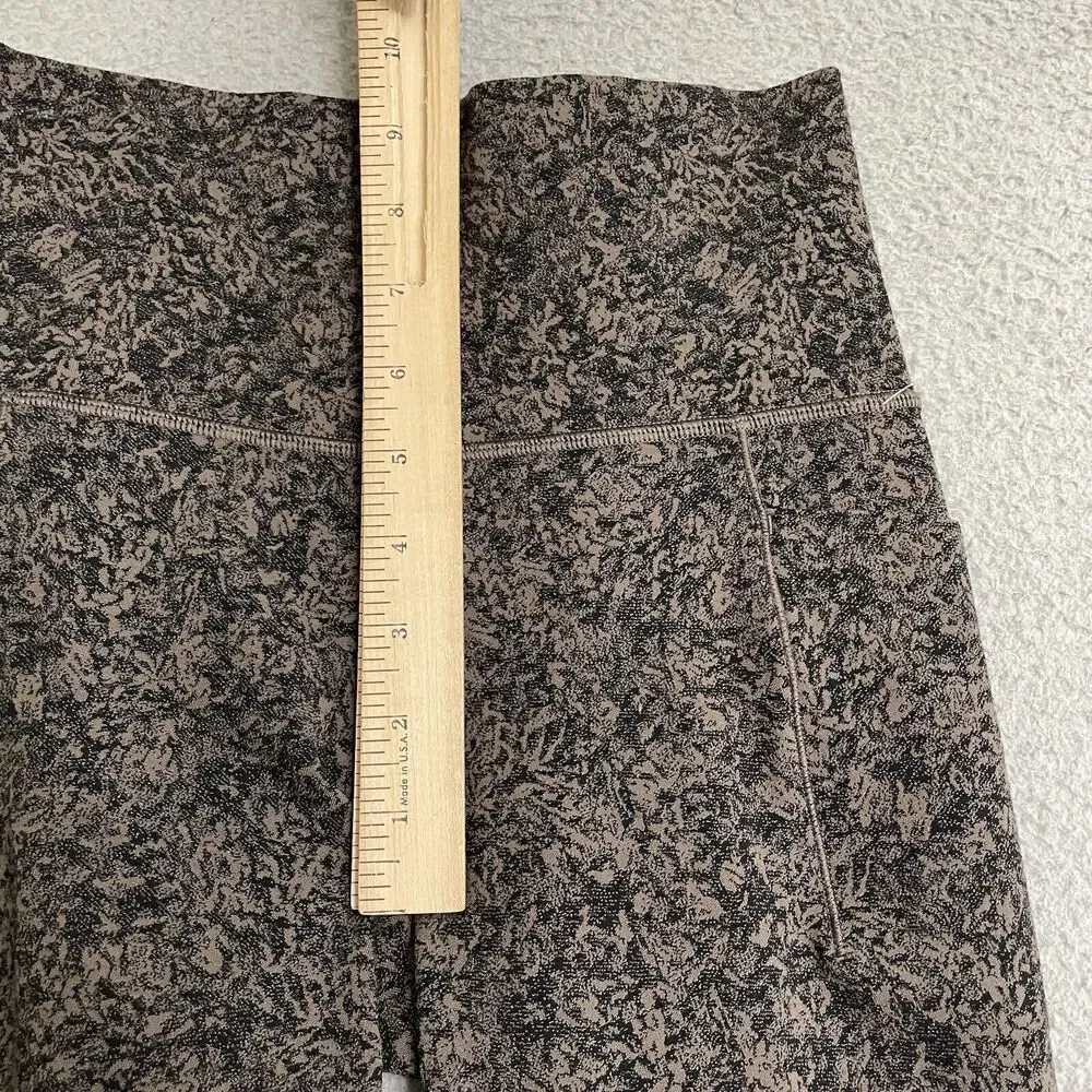 Athleta Salutation Stash Pocket II Textured 7/8 Tight, Coffee House XS #599741 - Picture 8 of 8